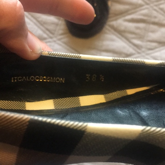 Burberry Ballet Flats! EUC! - Picture 3 of 5